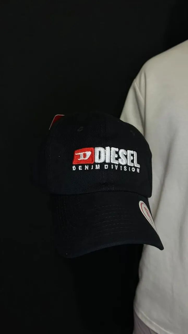 Vendo bonés (New era,Polo e Diesel) - Foto 2
