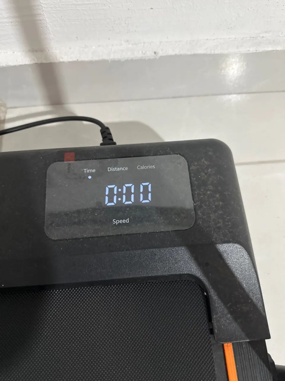 ESTEIRA ERGOMÉTRICA PRATICAMENTE NOVA - Foto 2
