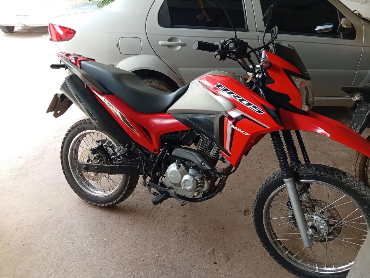 Bros 160