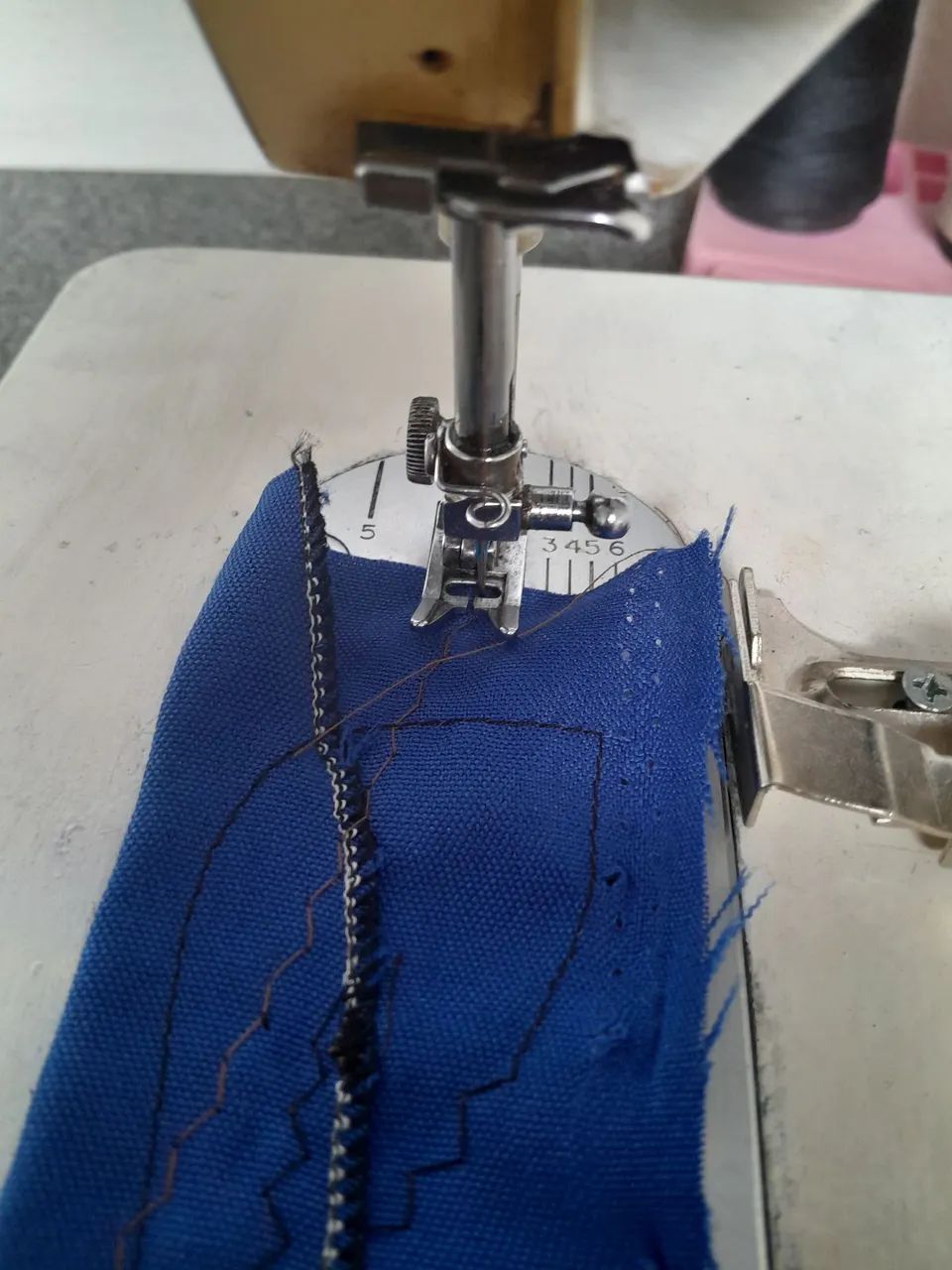 Maquina de costura singer - Foto 2