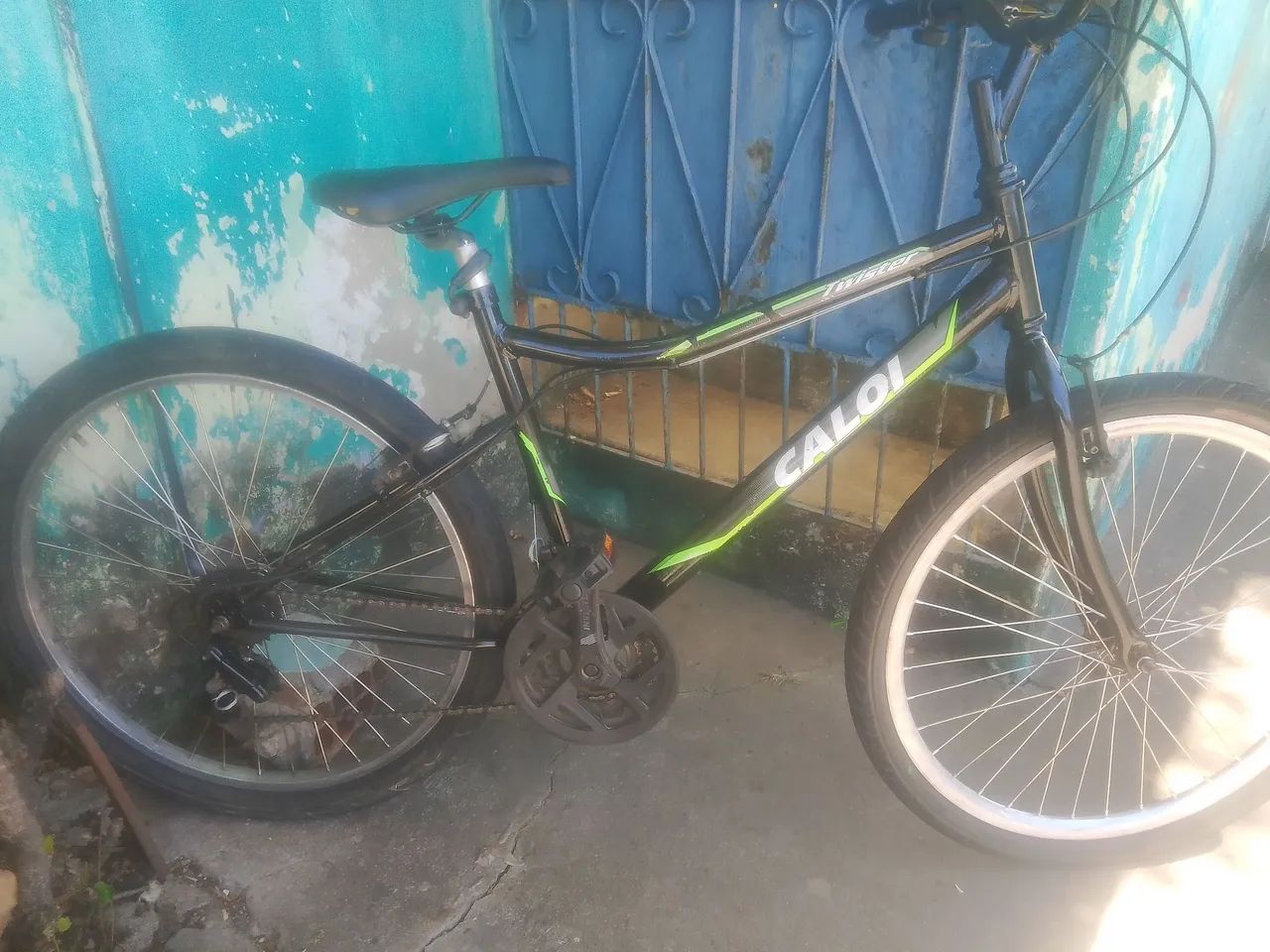 Bicicleta aro 26 com marcha 