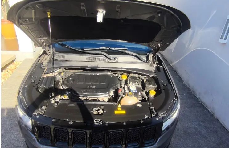 Jeep Compass Night Eagle 2.0 4X2 Flex 16V AUT 2018 - Foto 3