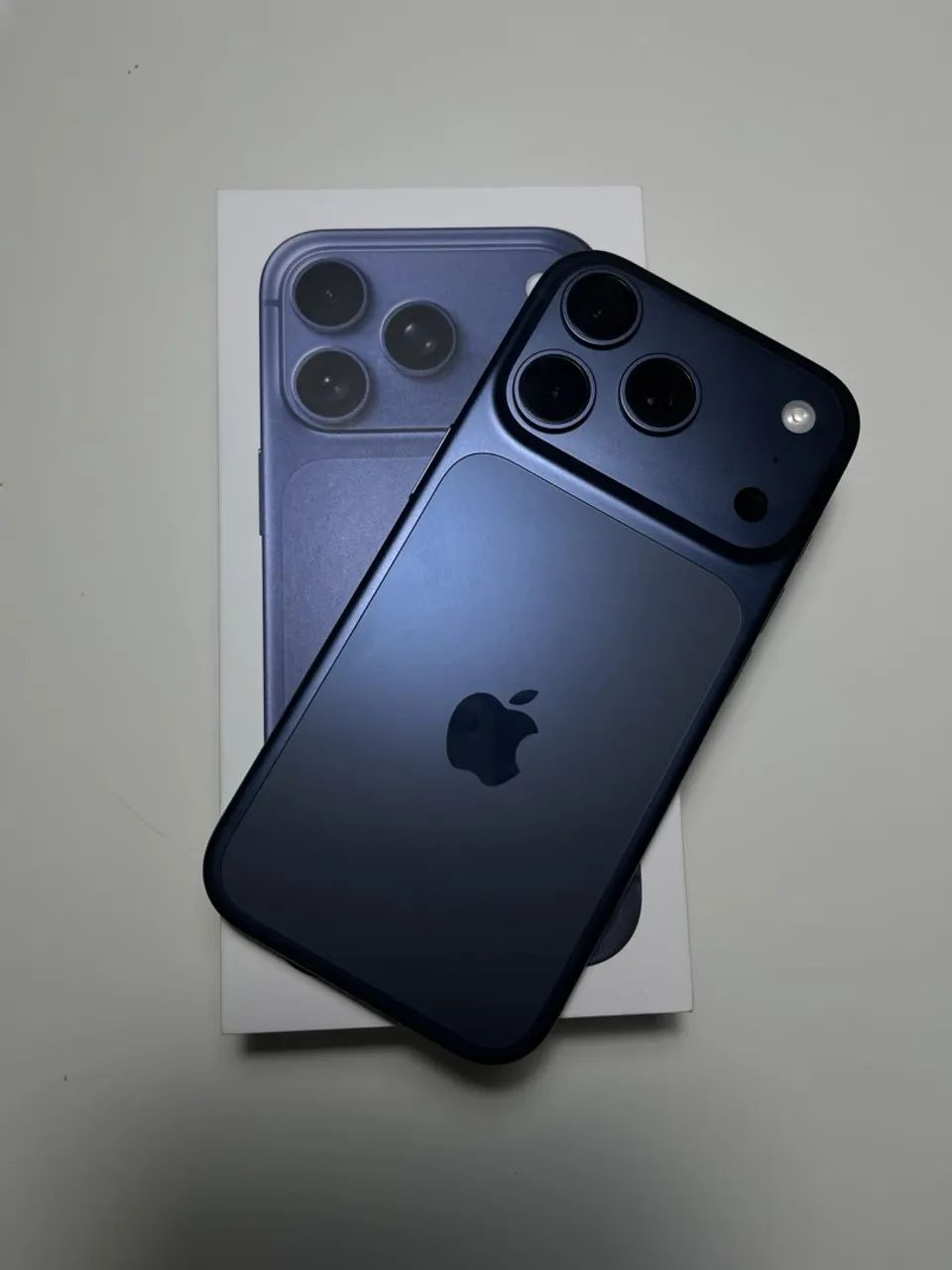 iPhone 17 pro max 256gb azul  - Foto 2