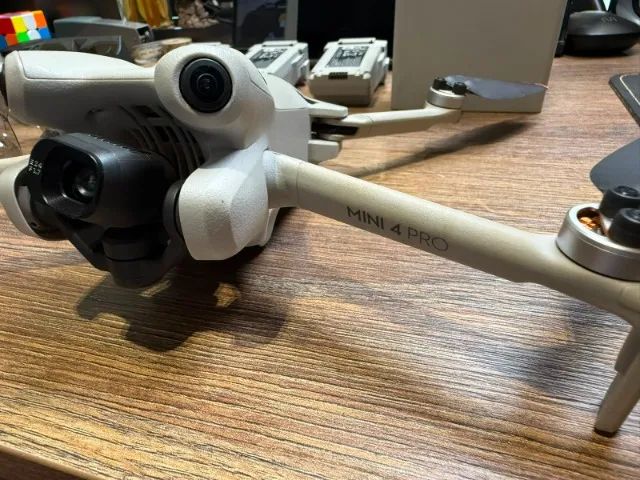 DJI mini 4 pro combo - Foto 2