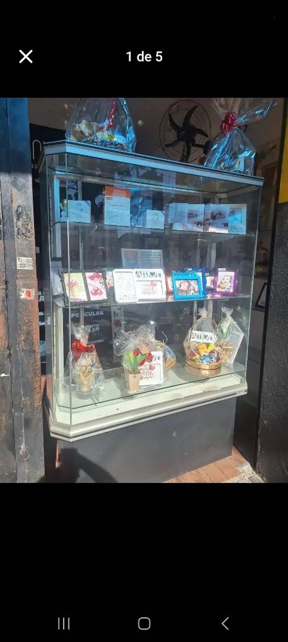 Vitrine de vidro grande