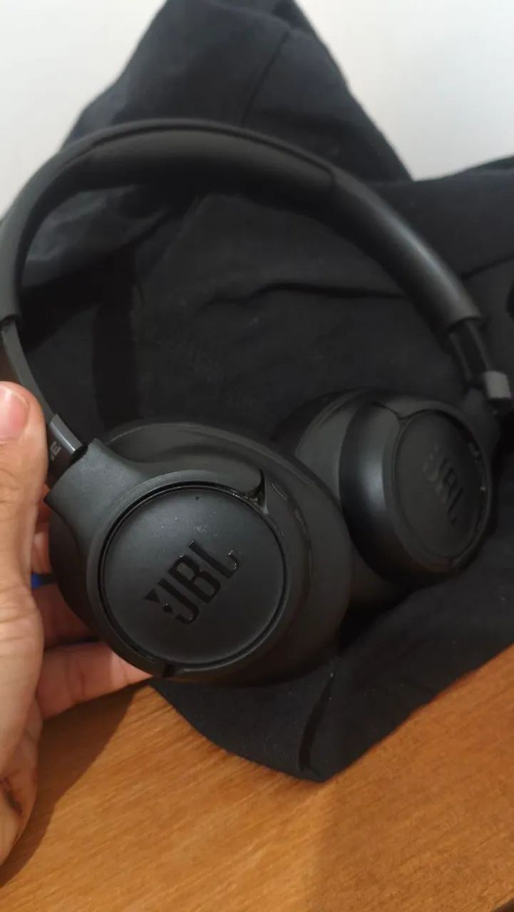 Fone de ouvido JBL Original TUNE 780