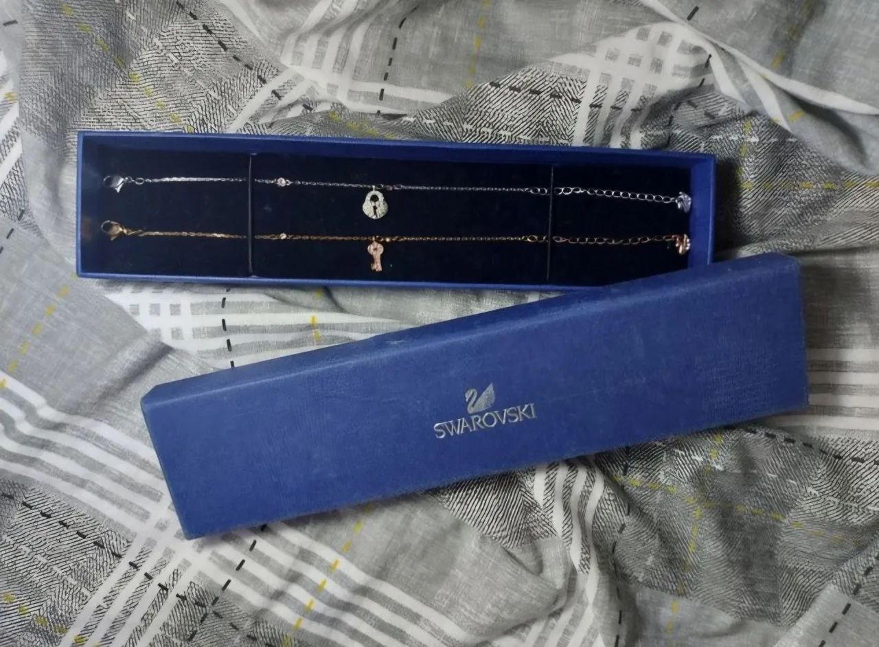 Pulseira Swarovski Chave e Cadeado Prata/Rose - Foto 4