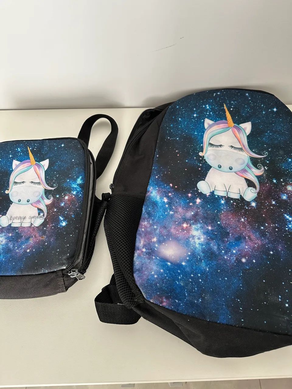 Mochila com lancheira 