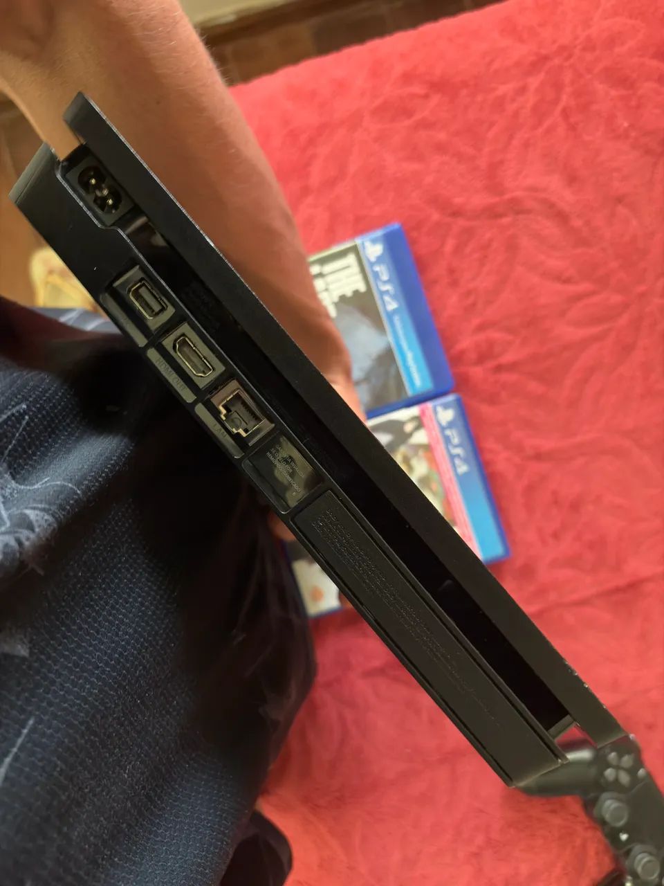 Playstation 4 Slim - 1TB - Foto 3