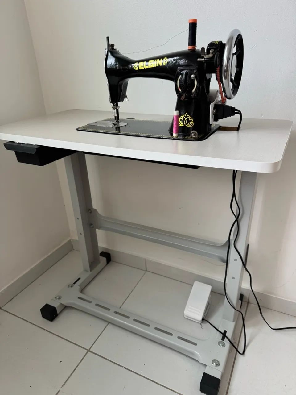Máquina de Costura  - Foto 2