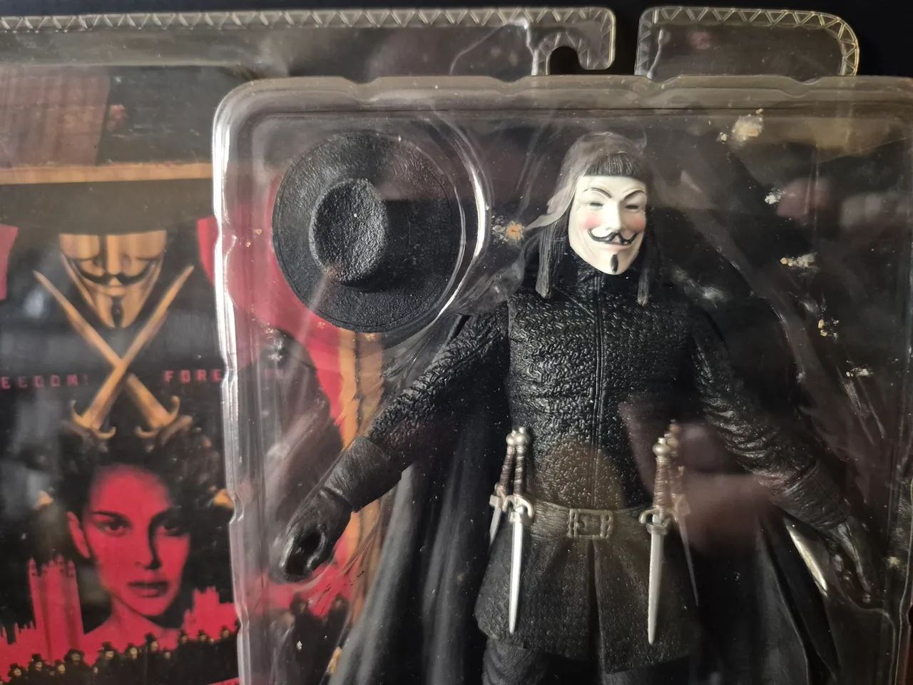 NECA V de vingança (V for Vendetta) lacrado! - Foto 2