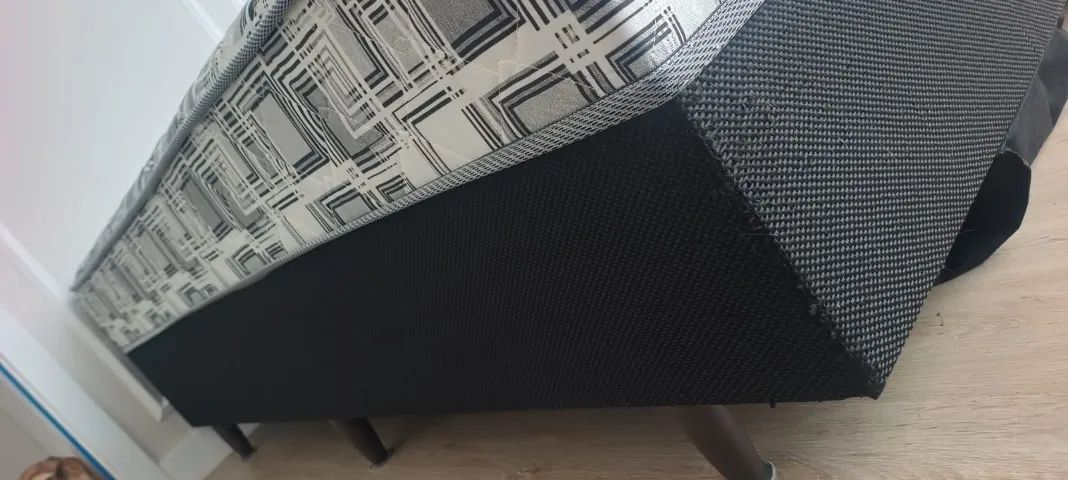 Vendo cama box de solteiro nova. - Foto 2