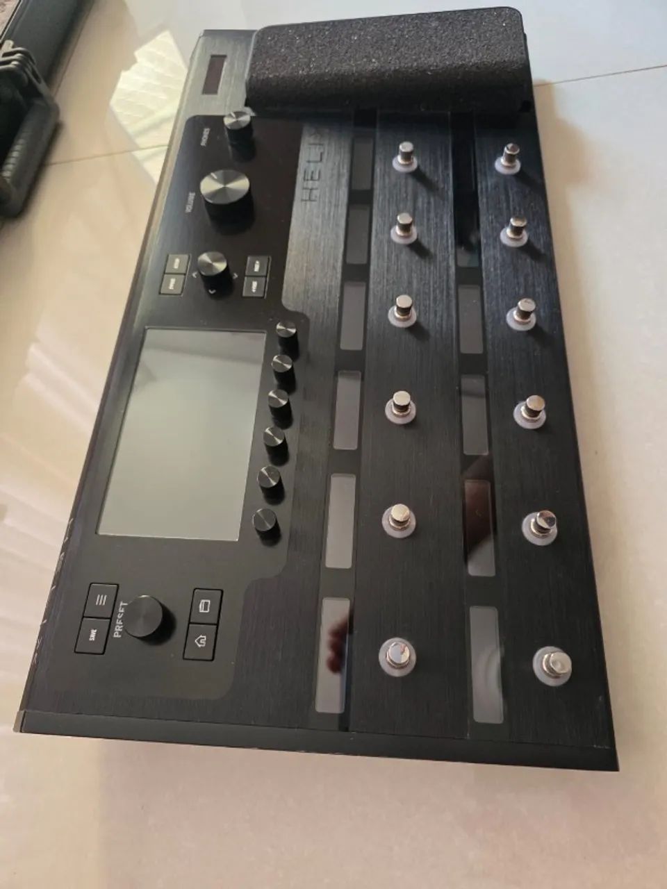 Line 6 - HELIX Floor - Foto 5