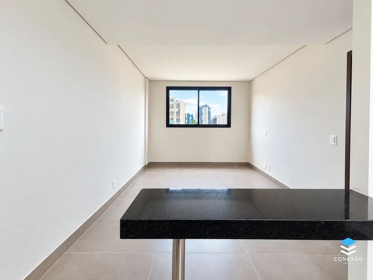 FLAT DE LUXO COM 1 QUARTO, SUÍTE E 1 VAGA  APROX. 51 m² - Foto 4