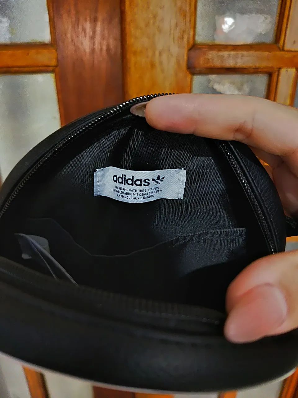 Bolsa Redonda Adicolor Classic - Original  - Foto 2