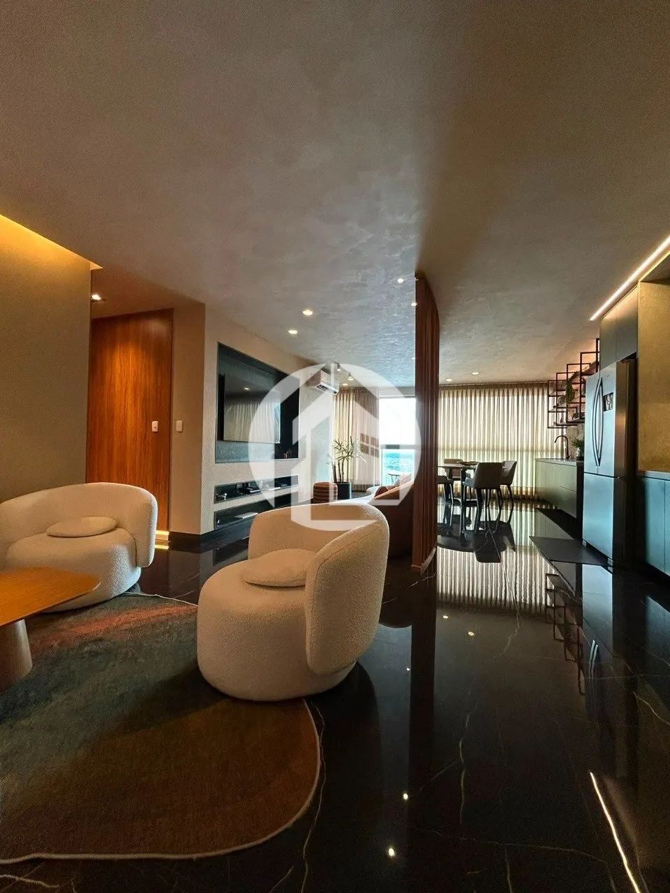 COMPRE apartamento 3 quartos Torre Santoro em São Brás, Belém