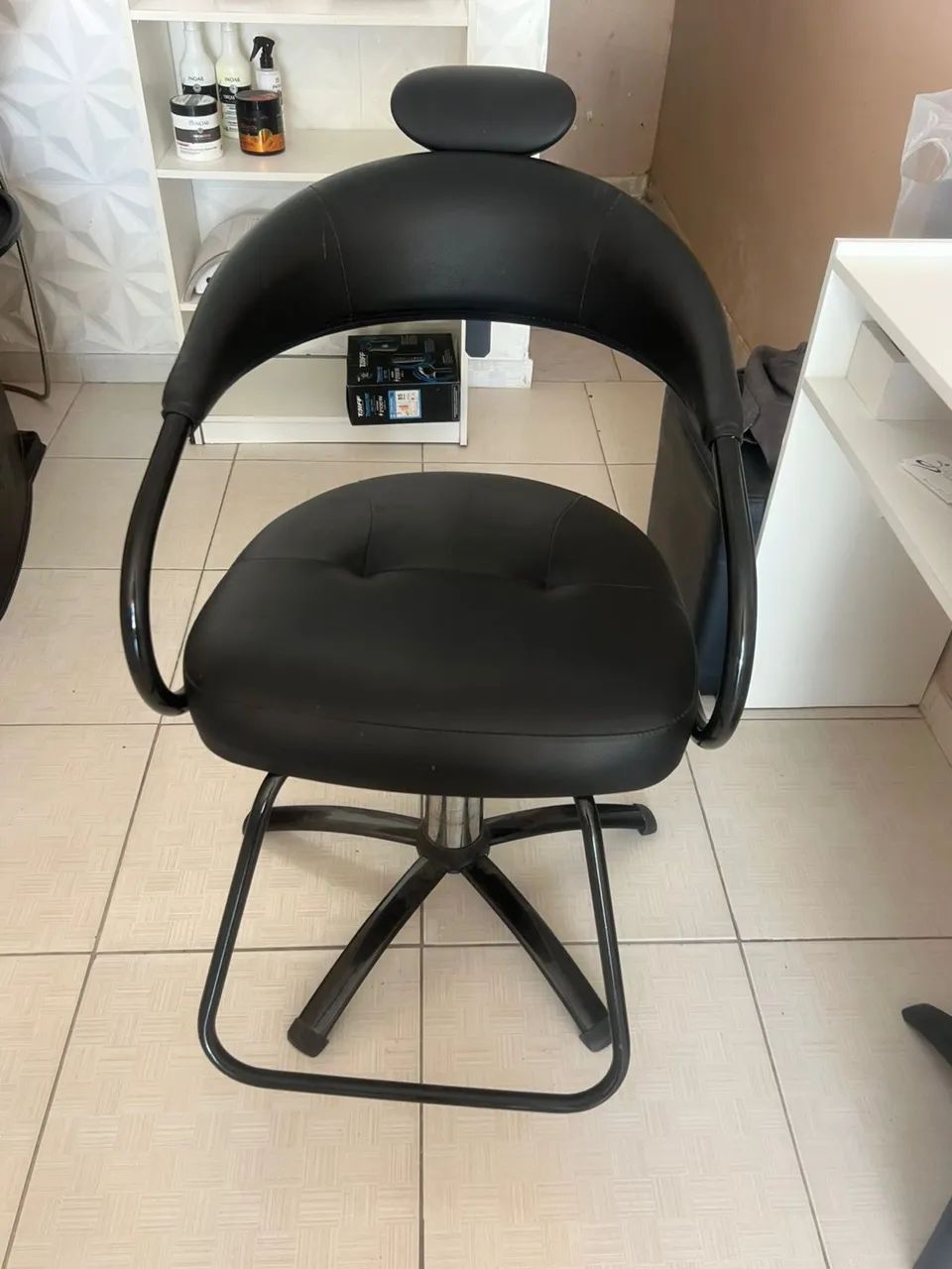 Cadeira para salão de beleza.
