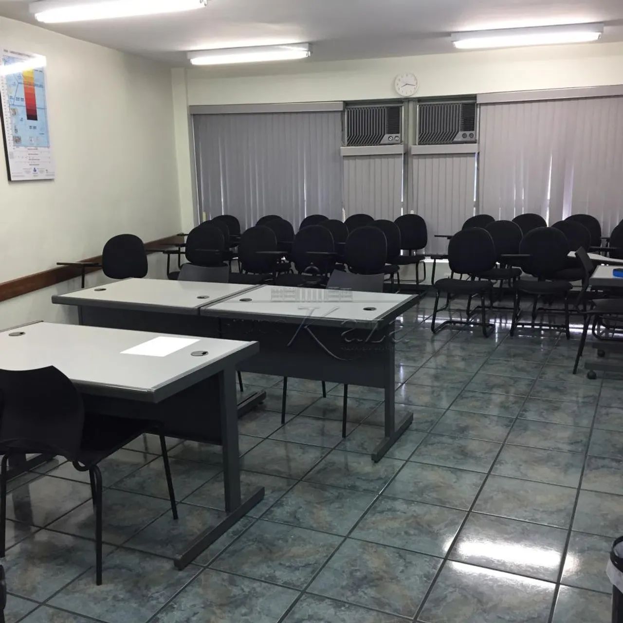 Oportunidade - Sala Comercial - Centro - Edifício Saint James - 45m². - Foto 5