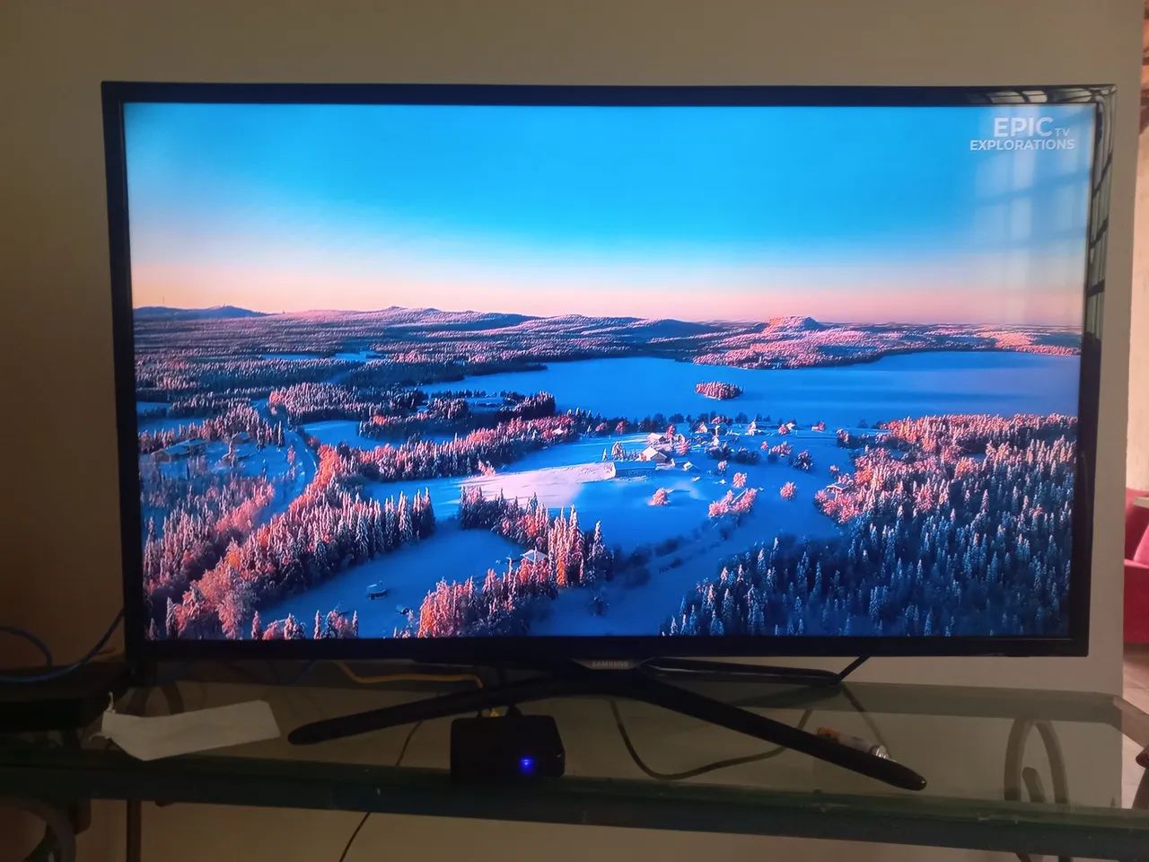TV 40" SAMSUNG SMART USADA  - Foto 3