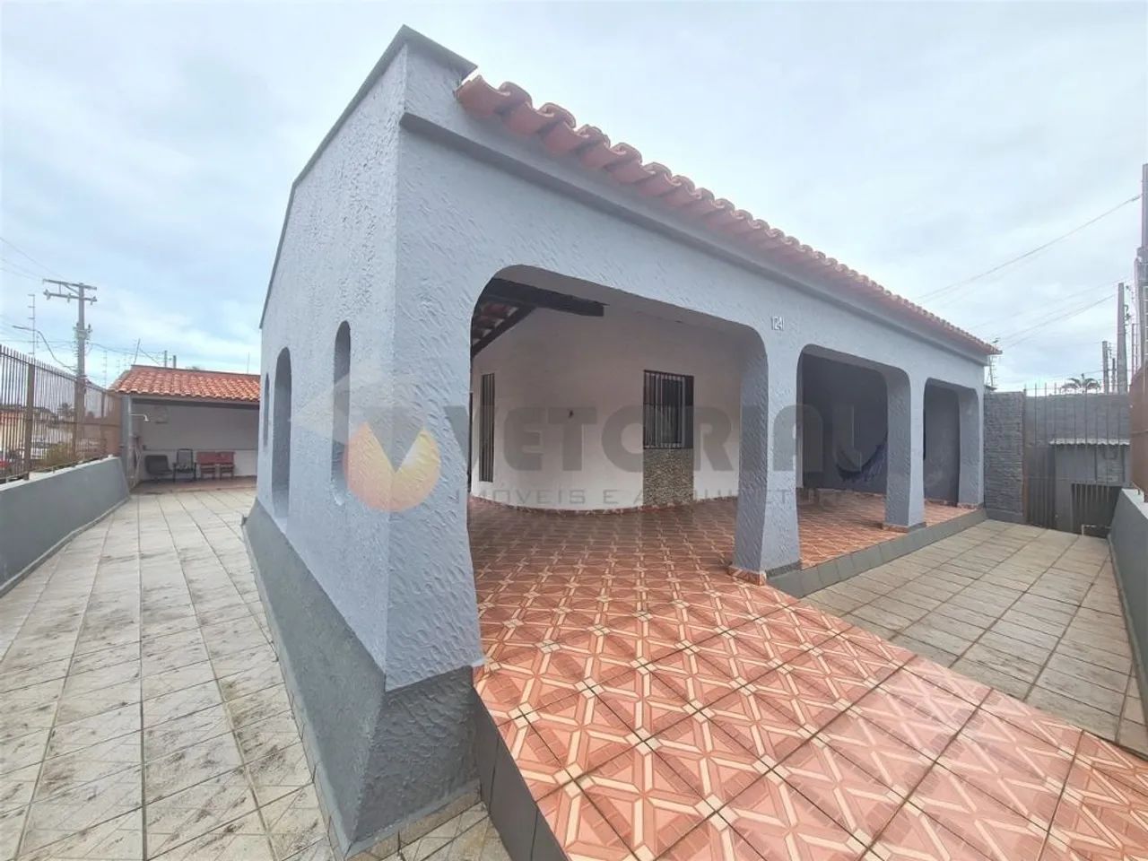 Sobrado 4 Dormitórios Indaiá - Foto 5