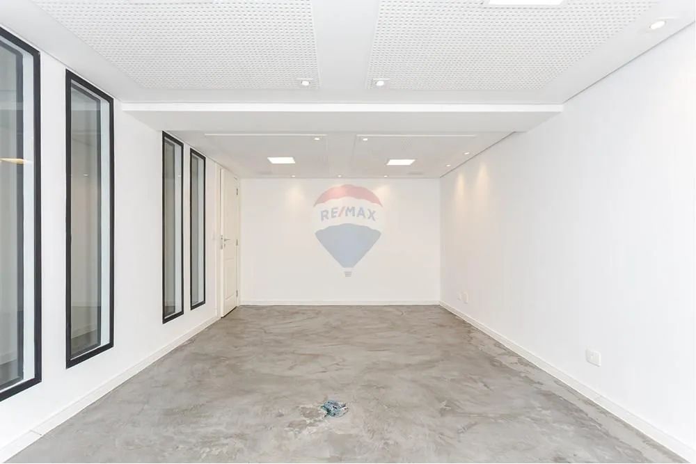 Imóvel Comercial com Inquilino e Contrato de 3 Anos, Juvevê - Foto 2