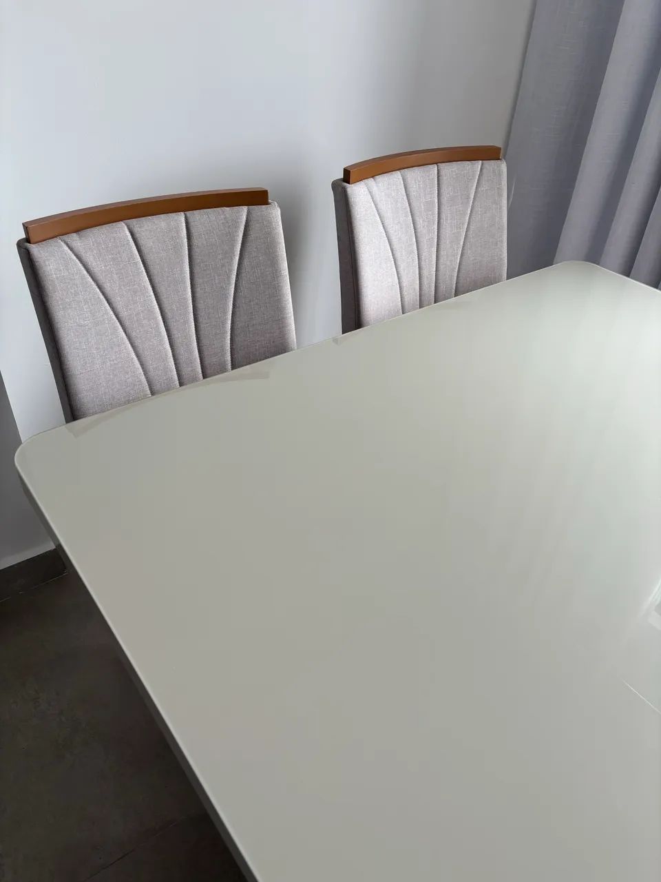 Mesa de Jantar com 4 Cadeiras - Excelente Estado - Foto 3