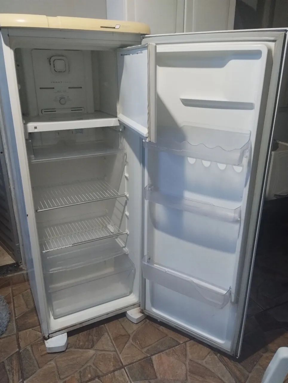 Geladeira Eletrolux 