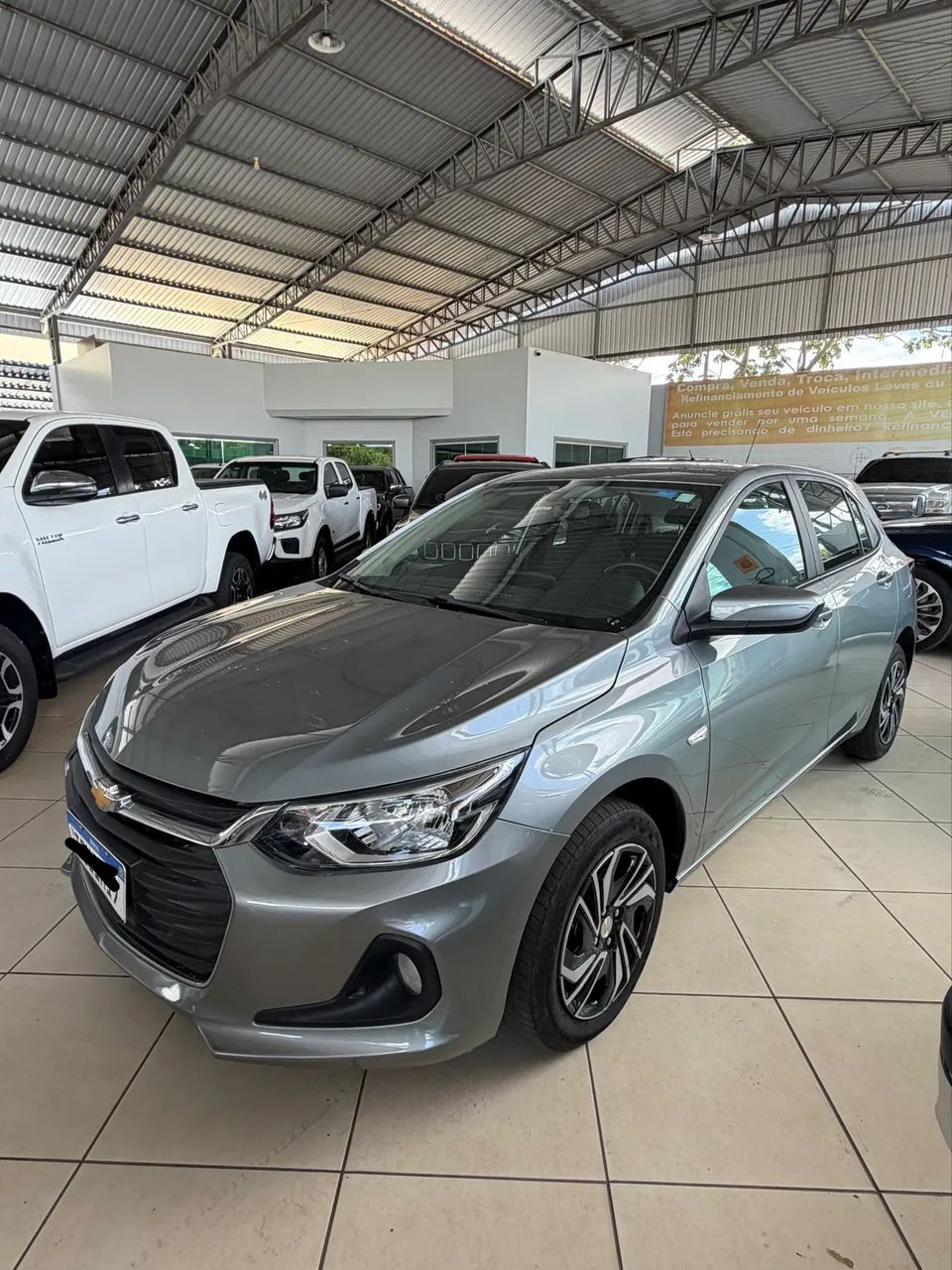 Chevrolet Onix Hatch LT 1.0 12V Flex Mec. 4P 2025 - Foto 2