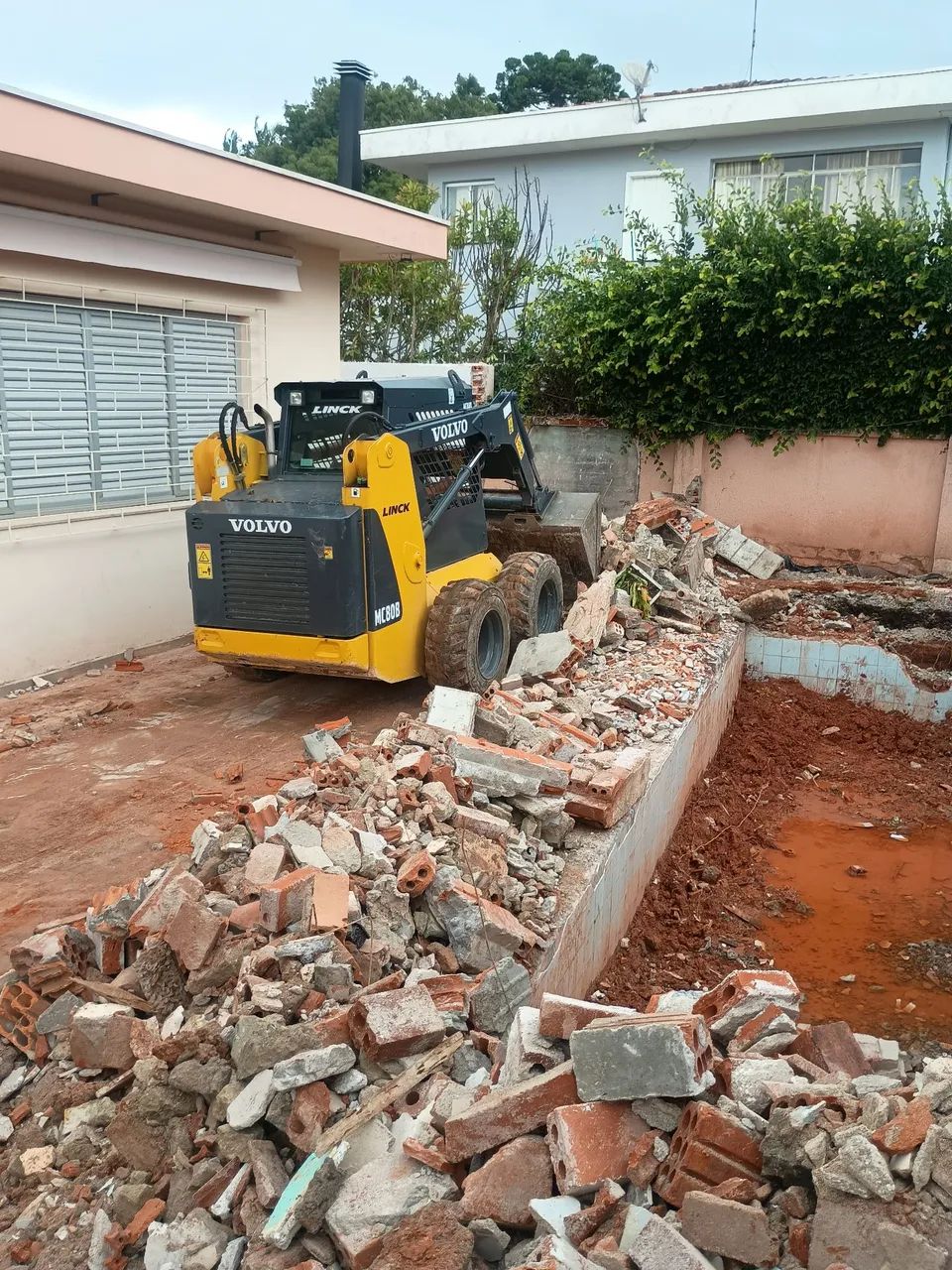 Demolição de Casas  - Foto 2