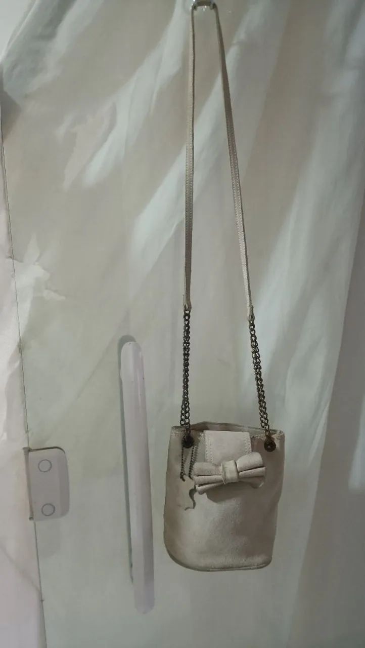 Bolsa camurça bege alça  - Foto 3
