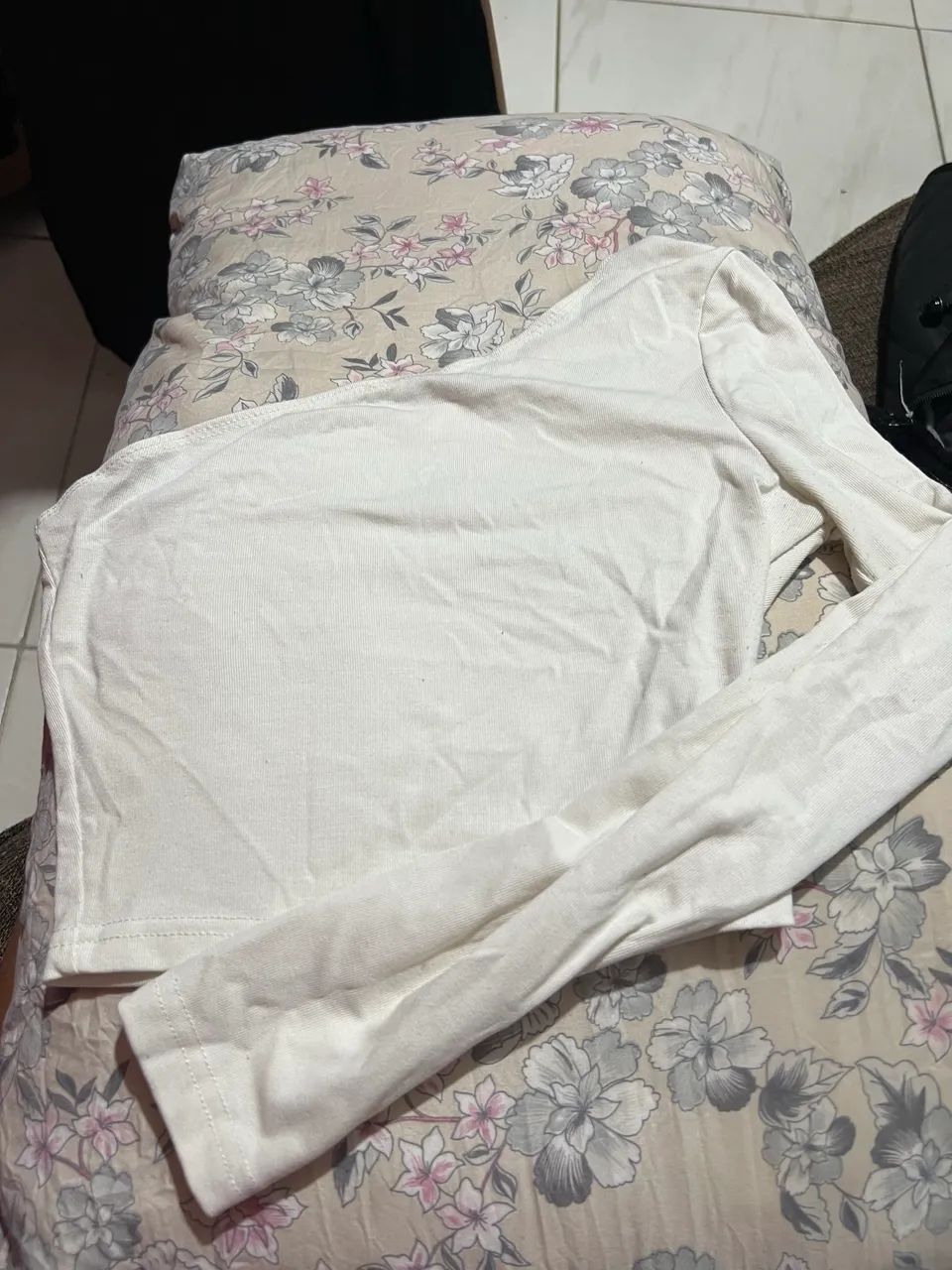 CROPPED BRANCO