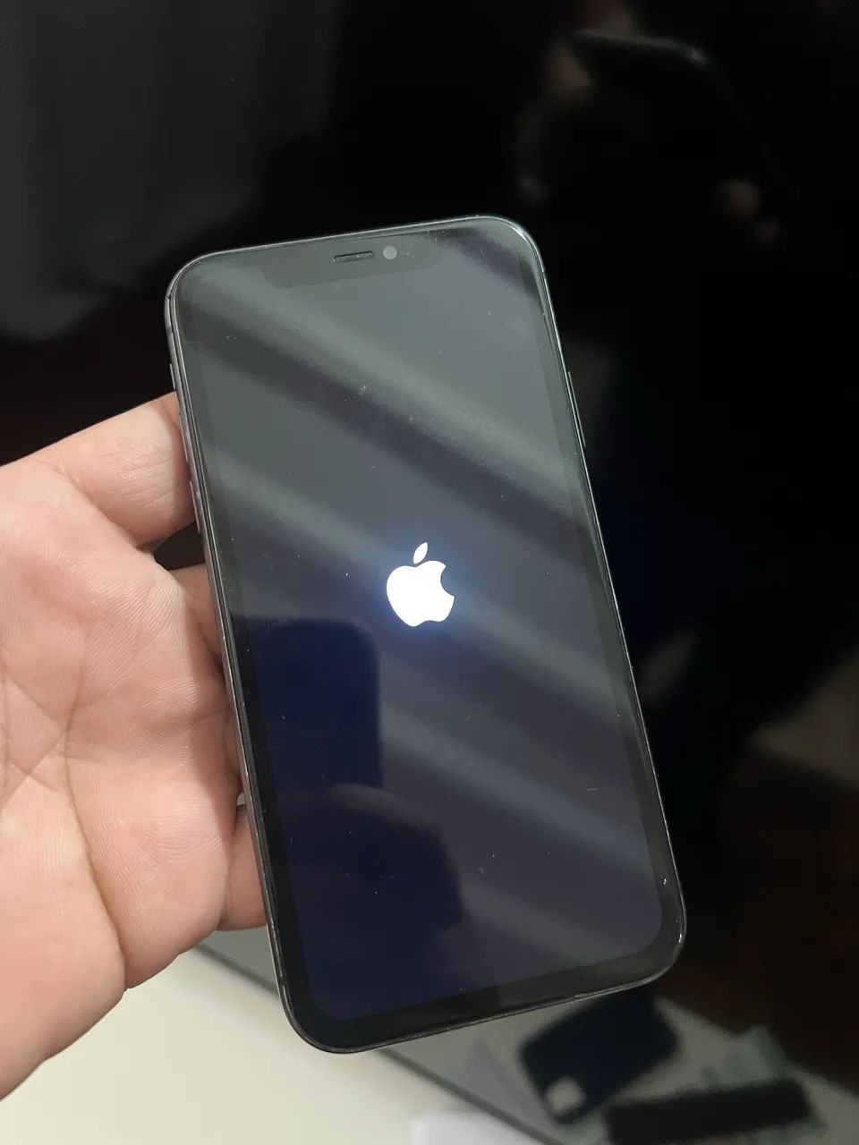 iPhone 11 semi novo - Foto 2