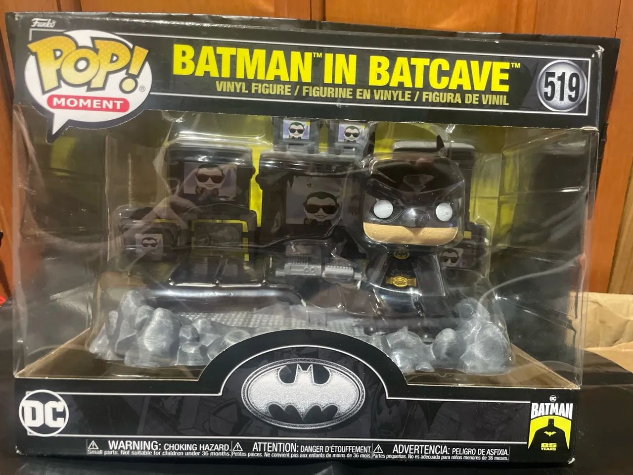 Funko Pop! Moment Batman in Batcave #519 - Foto 2