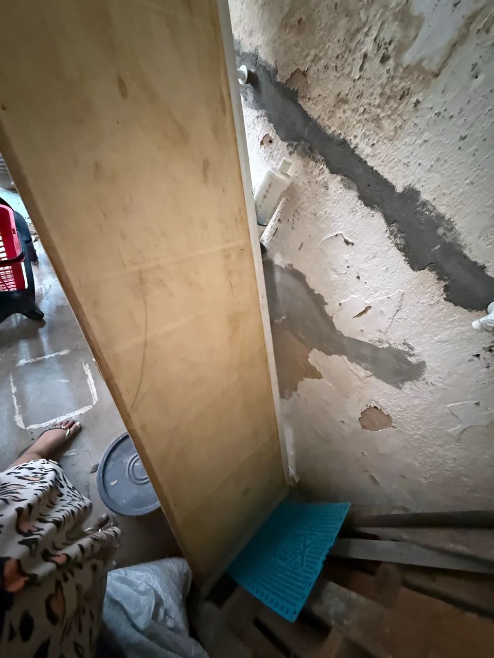 Estrutura de MDF com rodinha