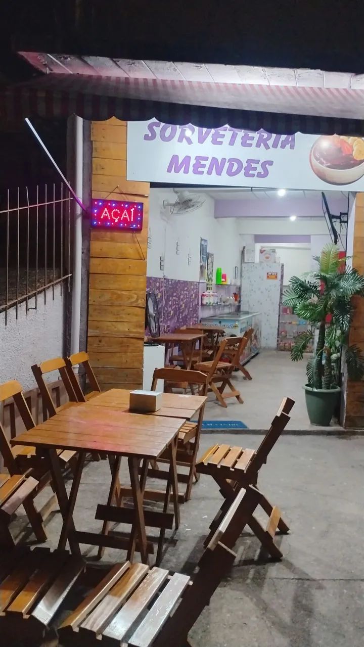 Sorveteria e lanchonete 