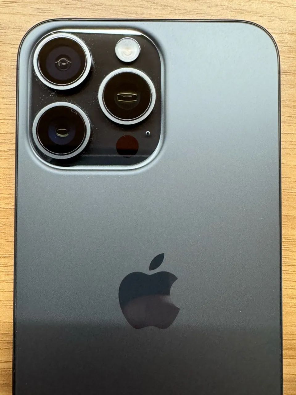 iPhone 15 Pro Max 512 Preto Titanium - Foto 2