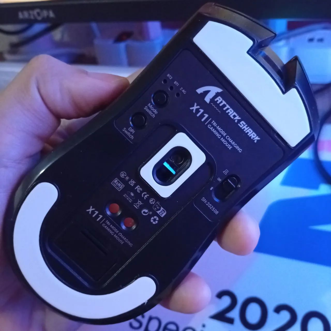 Mouse Gamer Attack Shark X11 com dock aRGB [NOVO] - Foto 3