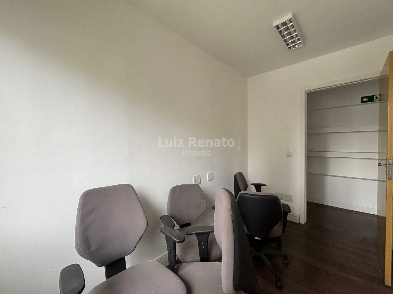 Sala comercial para locação, 55m² de área na Savassi - Foto 4