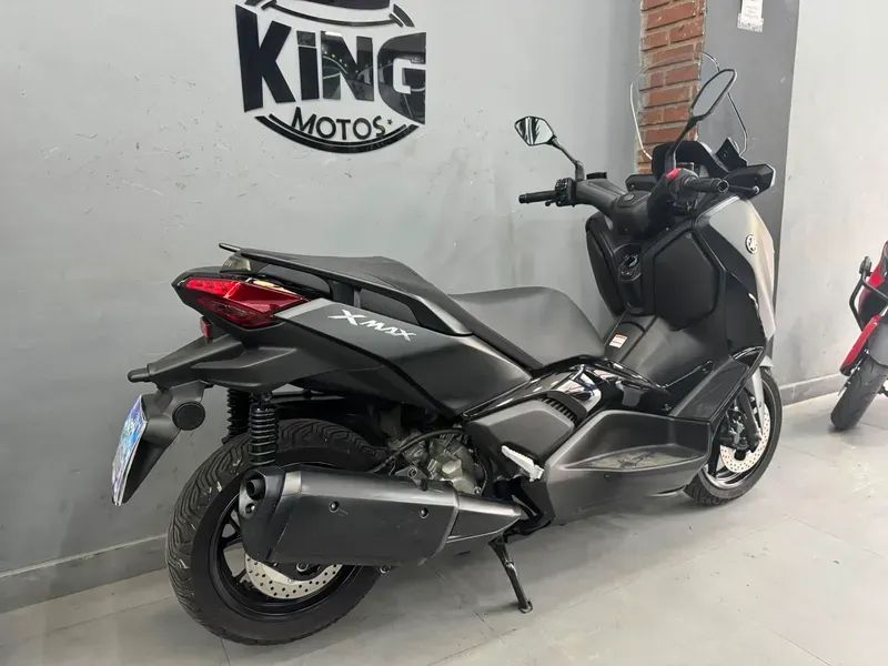 Yamaha XMAX Gasolina Automático - Foto 5