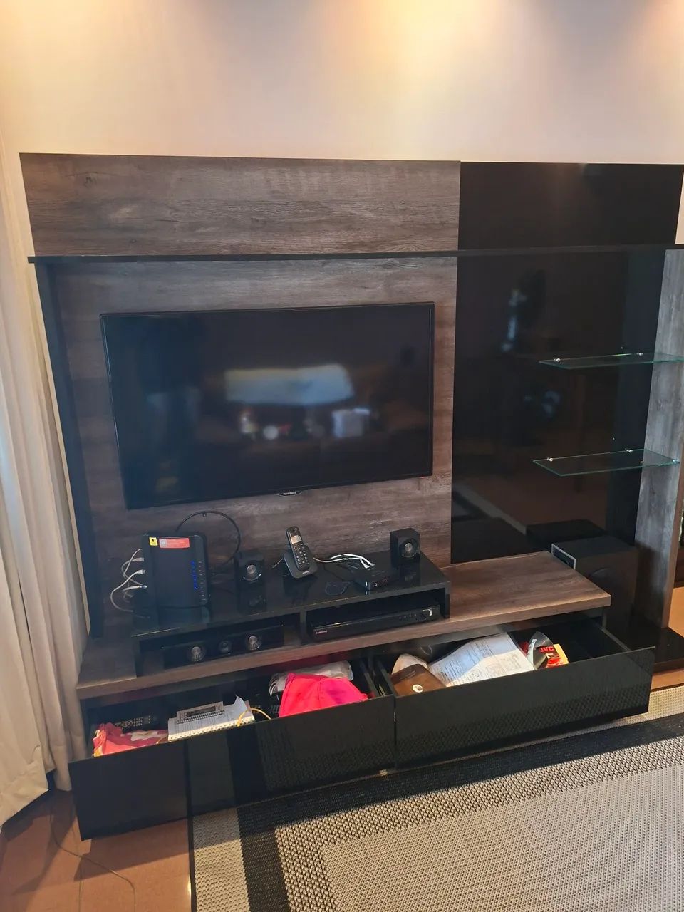 Painel / home completo com nichos, gavetas e torre lateral - Foto 4
