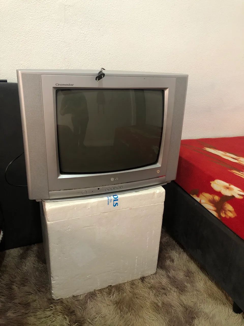 TV 21 polegadas LG otimo estado 