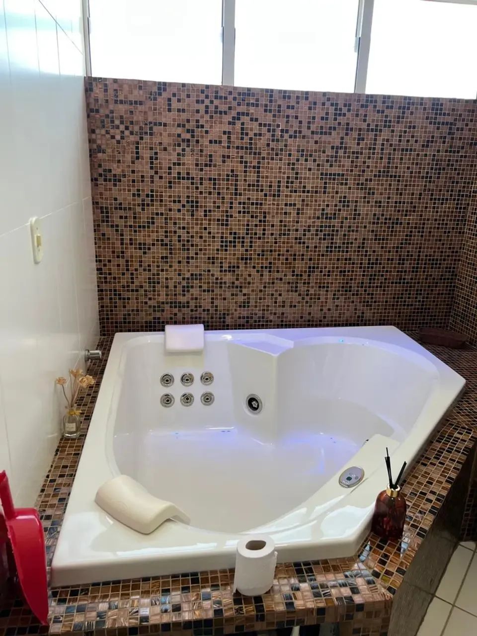 Vendo Casa com 4 quartos, sendo 1 suíte master - Aldebaran - Foto 4