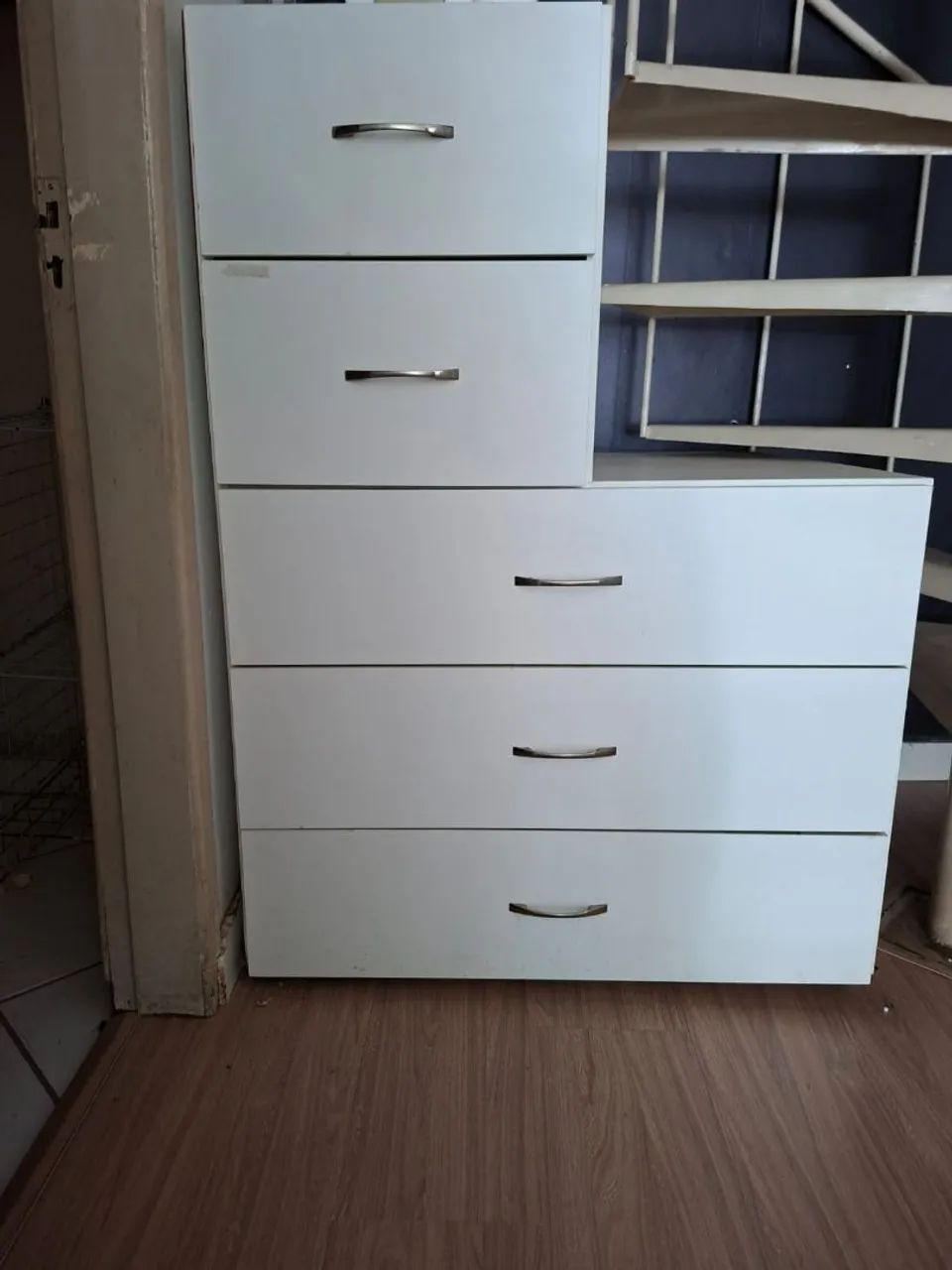 Vendo 3 móveis de MDF para loja 