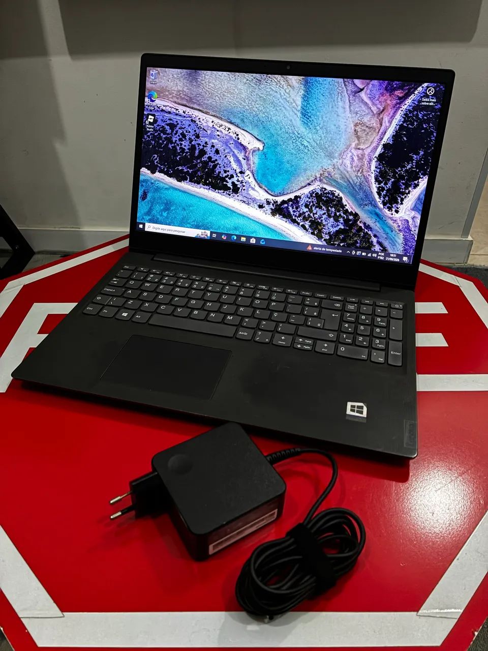 NOTEBOOK BS145 COM CARREGADOR 
