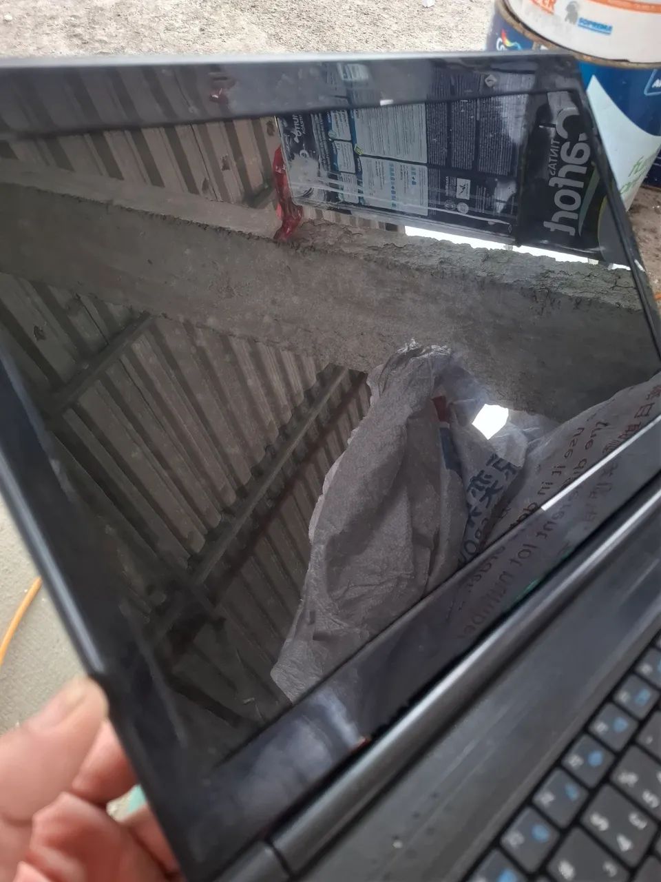 Notebook pra retirada de peças