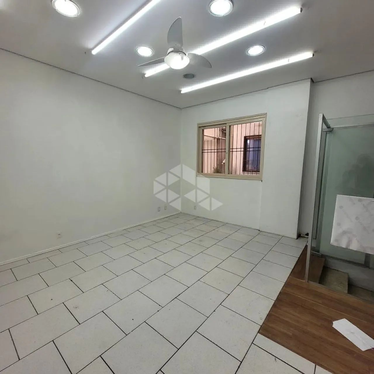 Sala 23.84M² - para Alugar - Foto 2