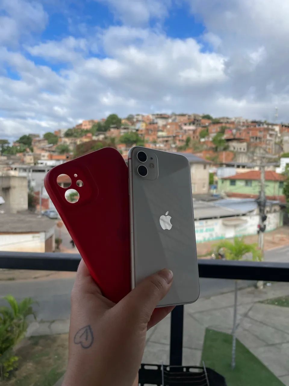 iPhone 11 64g - Foto 2