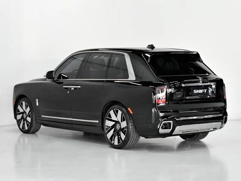 Rolls-Royce Cullinan 6.7 V12 Aut., foto 4 de 19