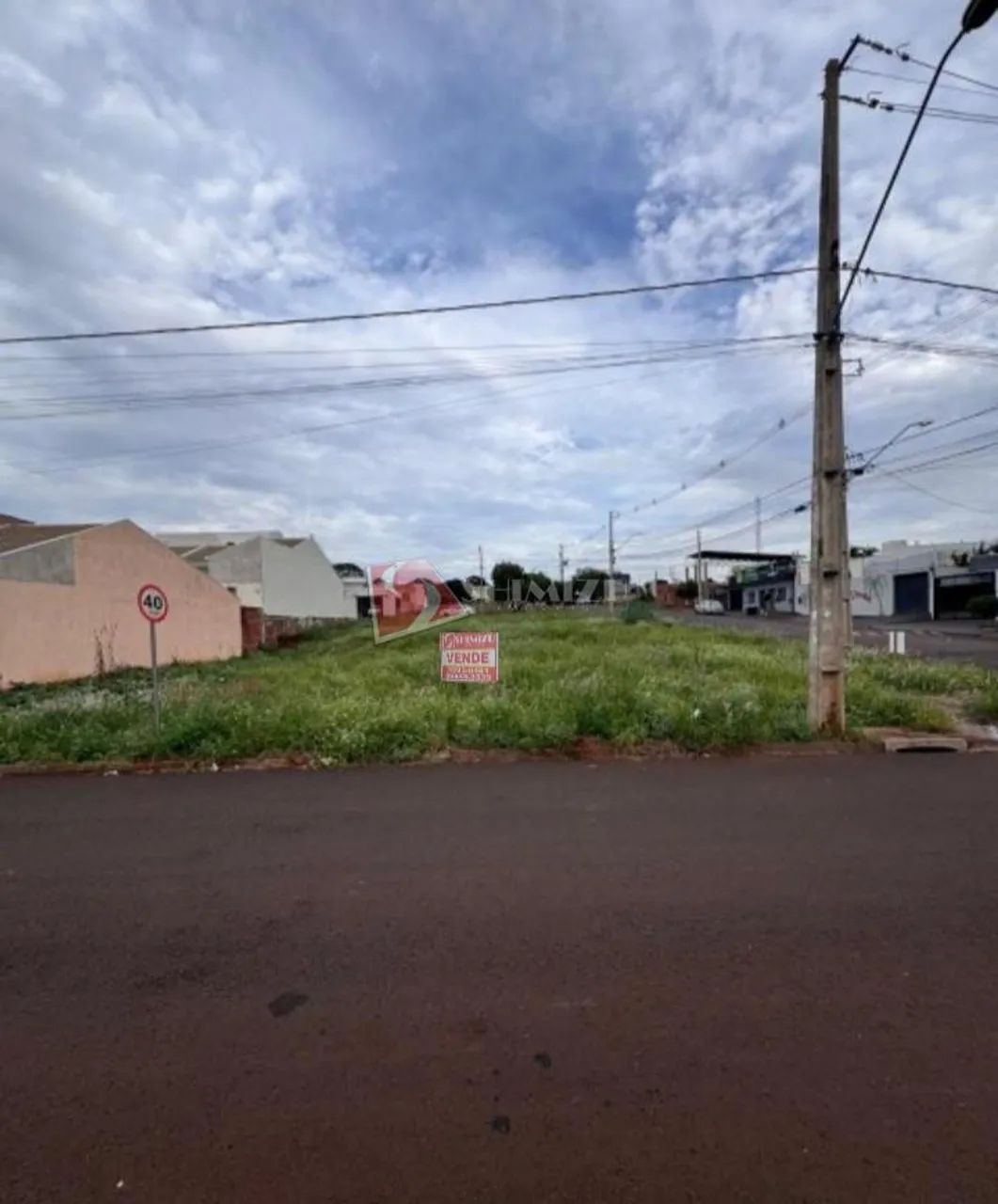Terreno à venda em Paiçandu, Centro, com 903 m²