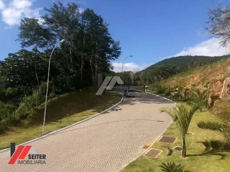 Terreno a venda no bairro Itacorubi com localização previlegiada - Foto 4